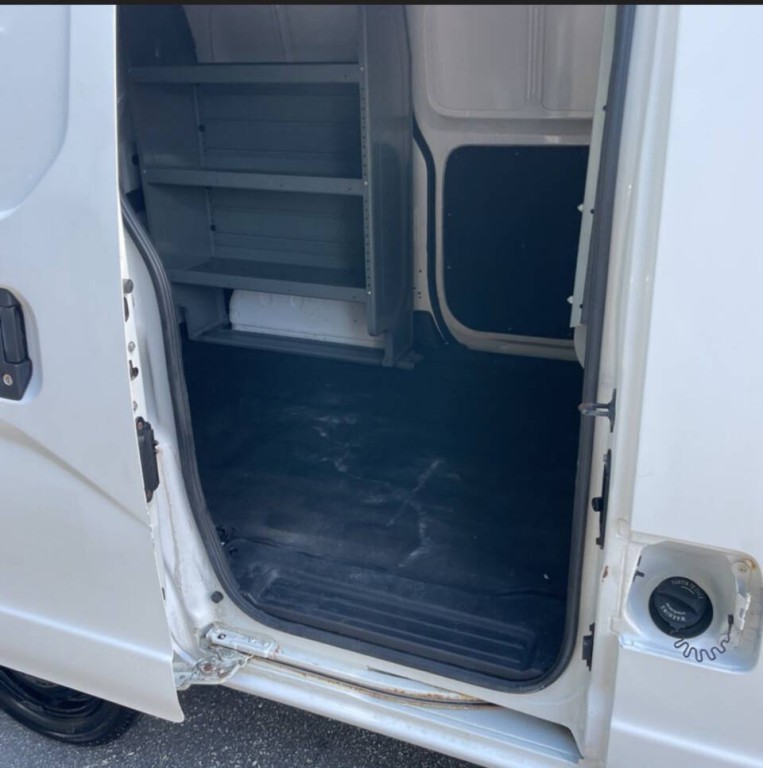 2015 Nissan NV200 Image 8