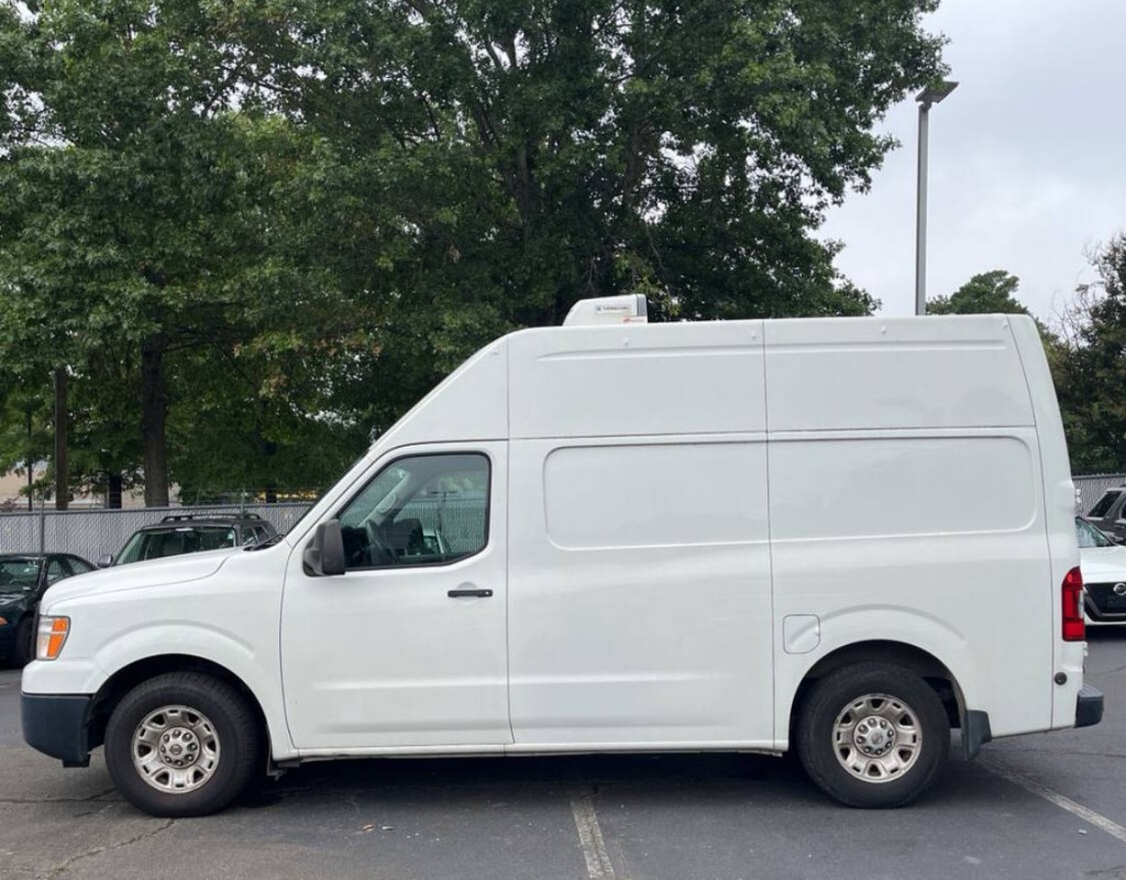 2018 Nissan NV Image 2