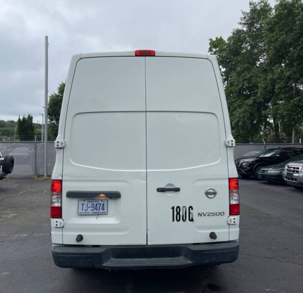 2018 Nissan NV Image 4