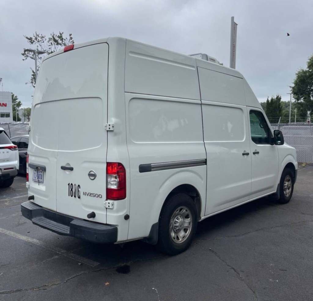 2018 Nissan NV Image 5