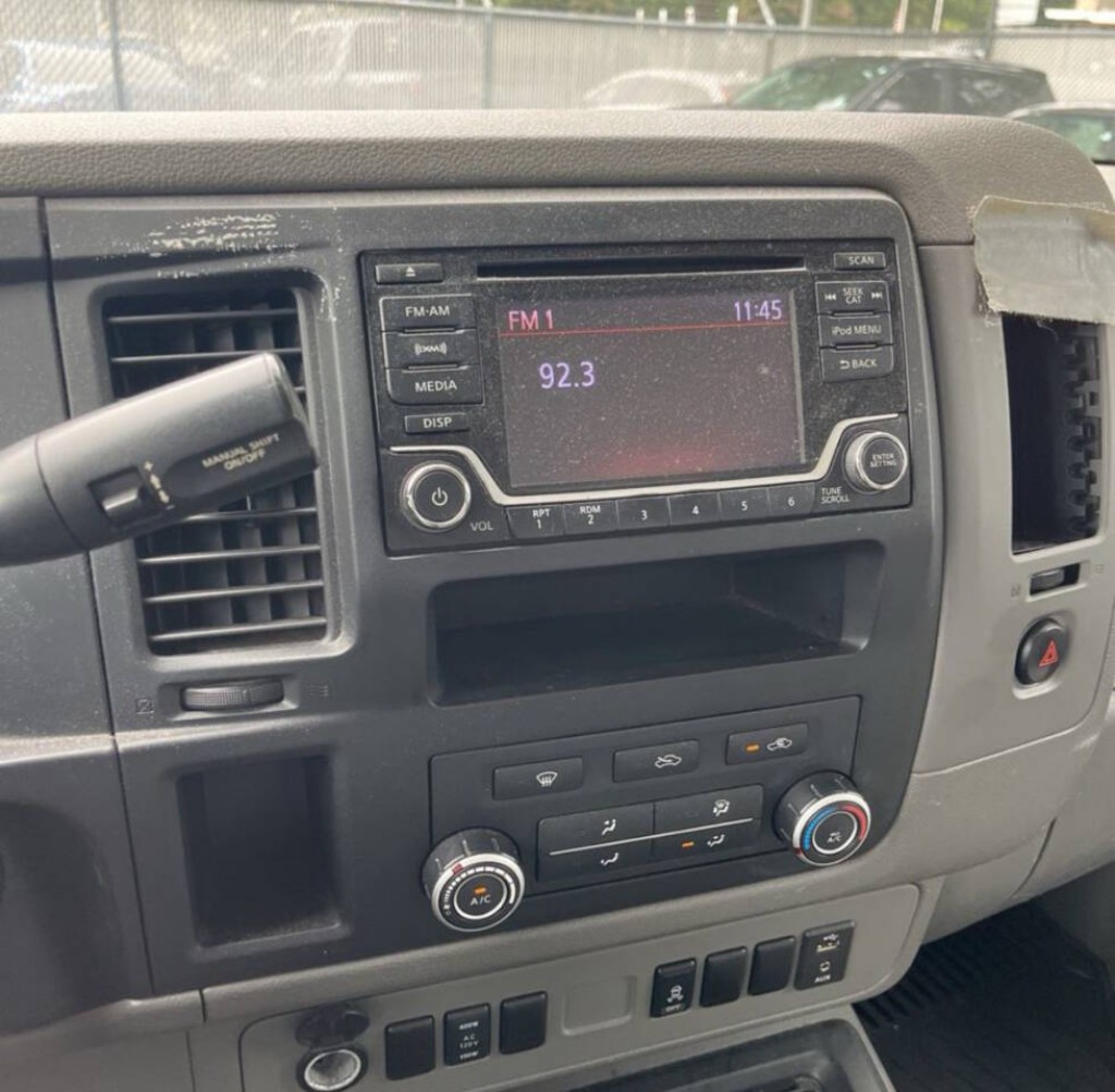2018 Nissan NV Image 12