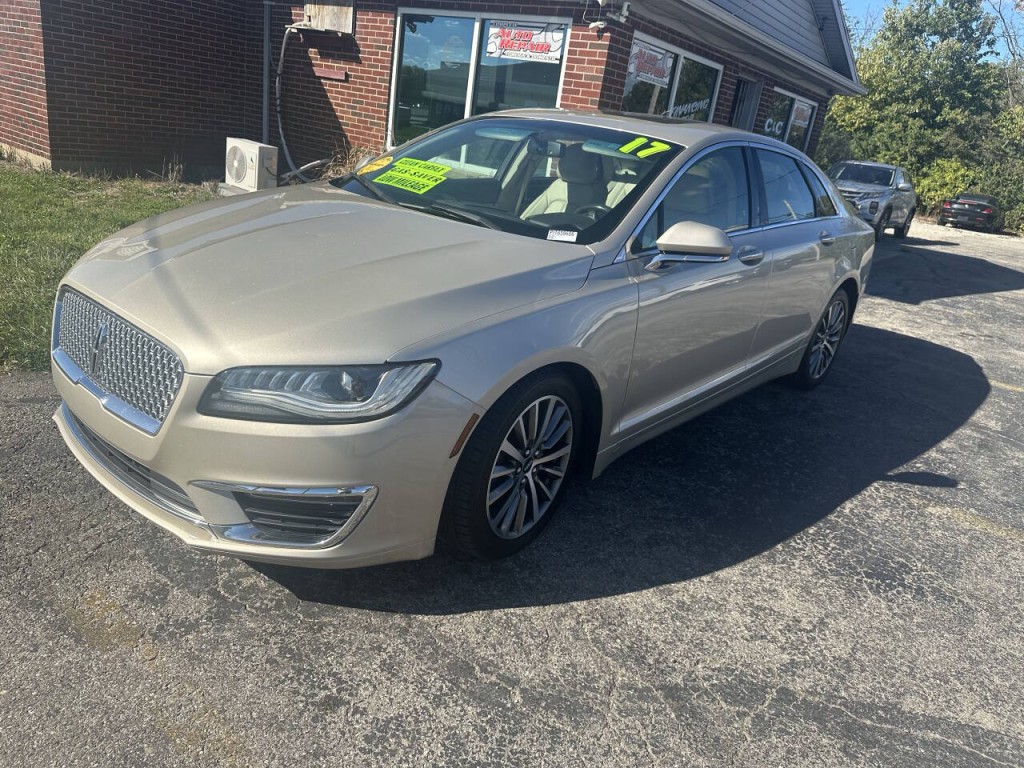 2017 Lincoln MKZ Image 3