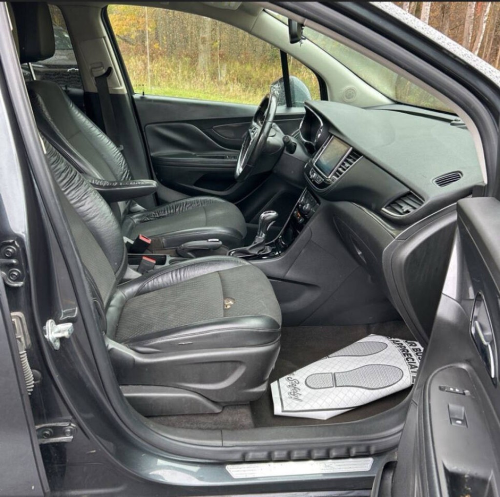 2017 Buick Enclave Image 9