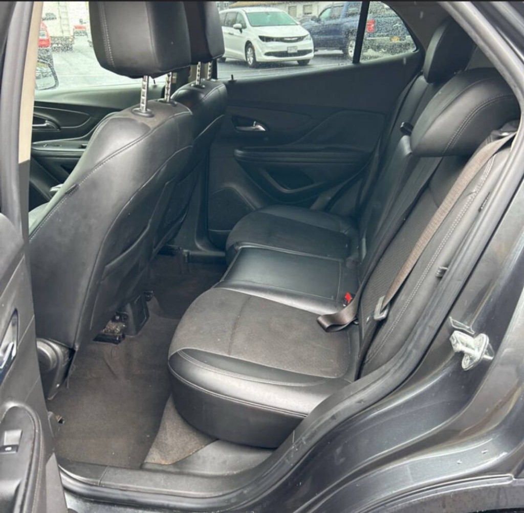 2017 Buick Enclave Image 10