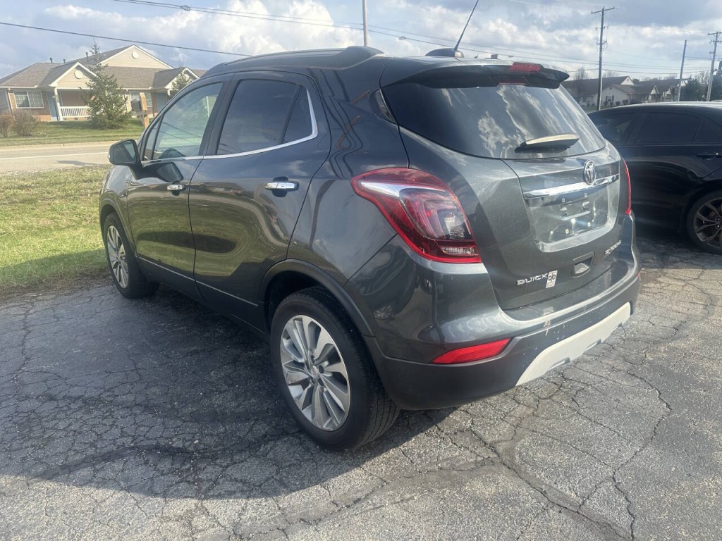 2017 Buick Enclave Image 8