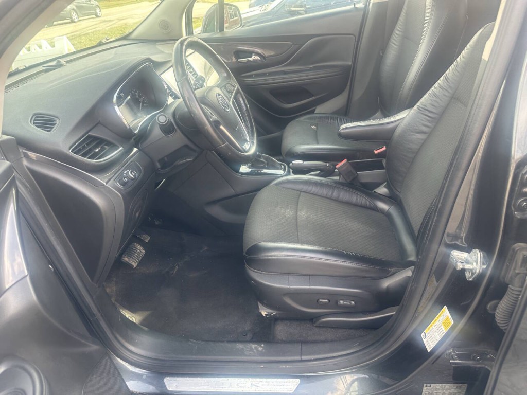 2017 Buick Enclave Image 11