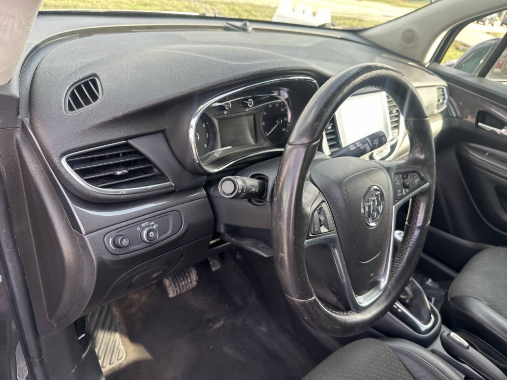 2017 Buick Enclave Image 12