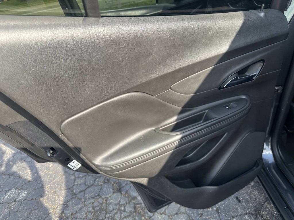 2017 Buick Enclave Image 15