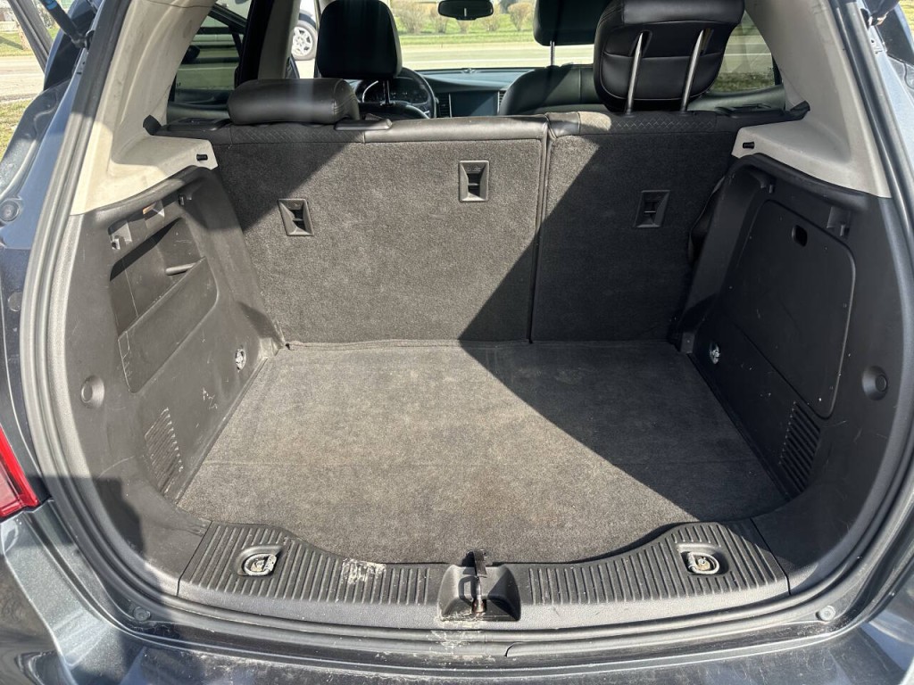 2017 Buick Enclave Image 16