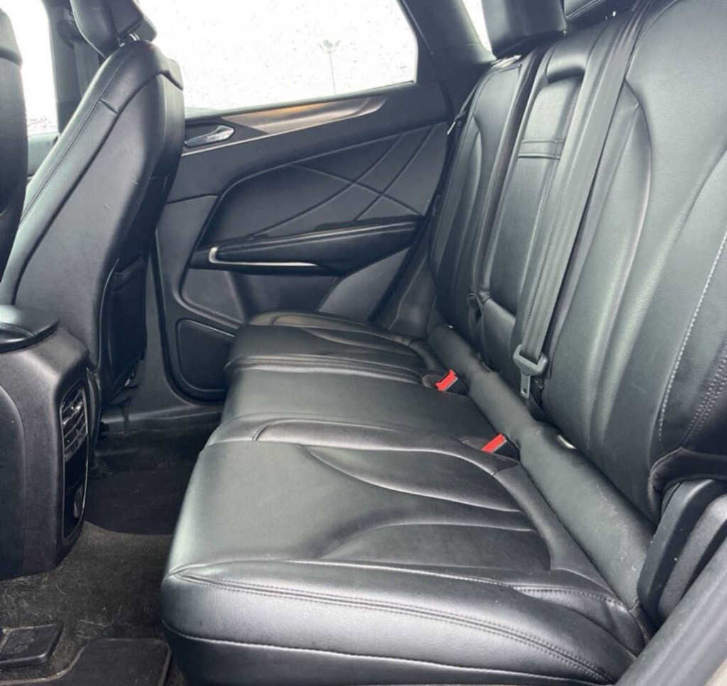 2016 Lincoln MKC Image 10