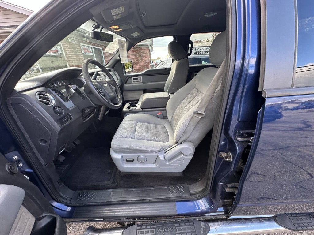 2011 Ford F-150 Image 11