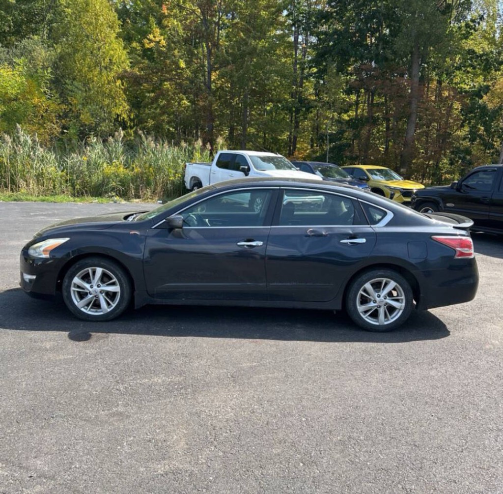 2014 Nissan Altima Image 2