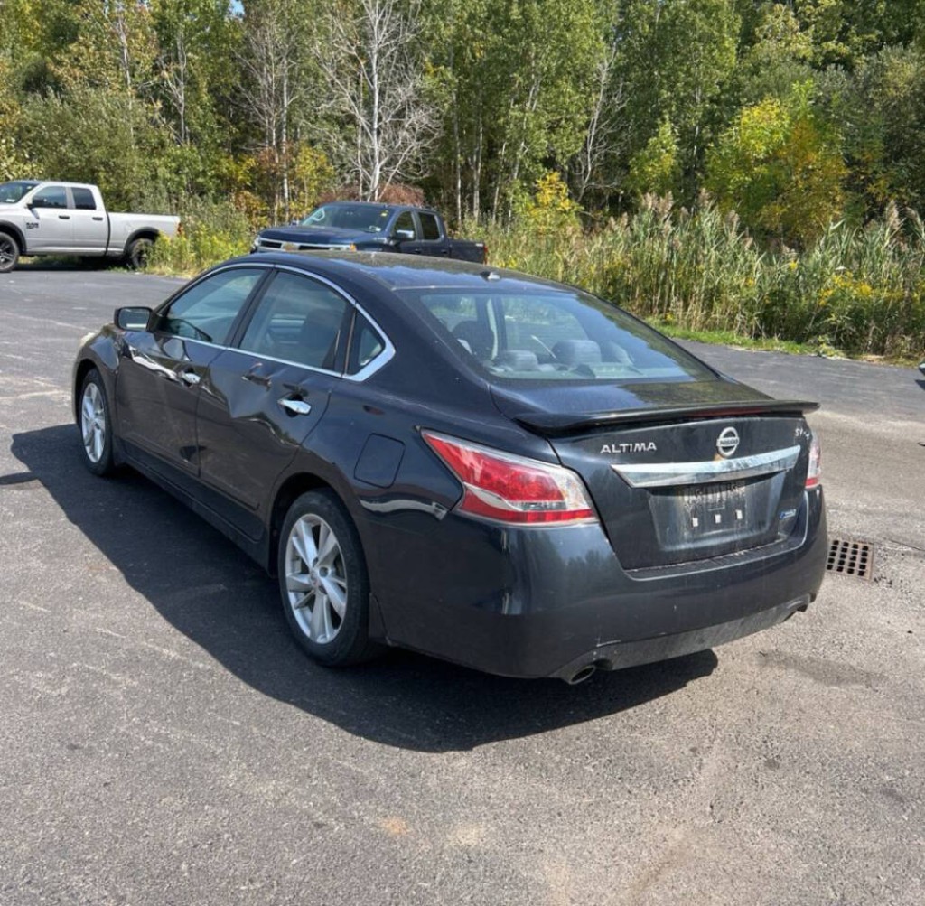 2014 Nissan Altima Image 3