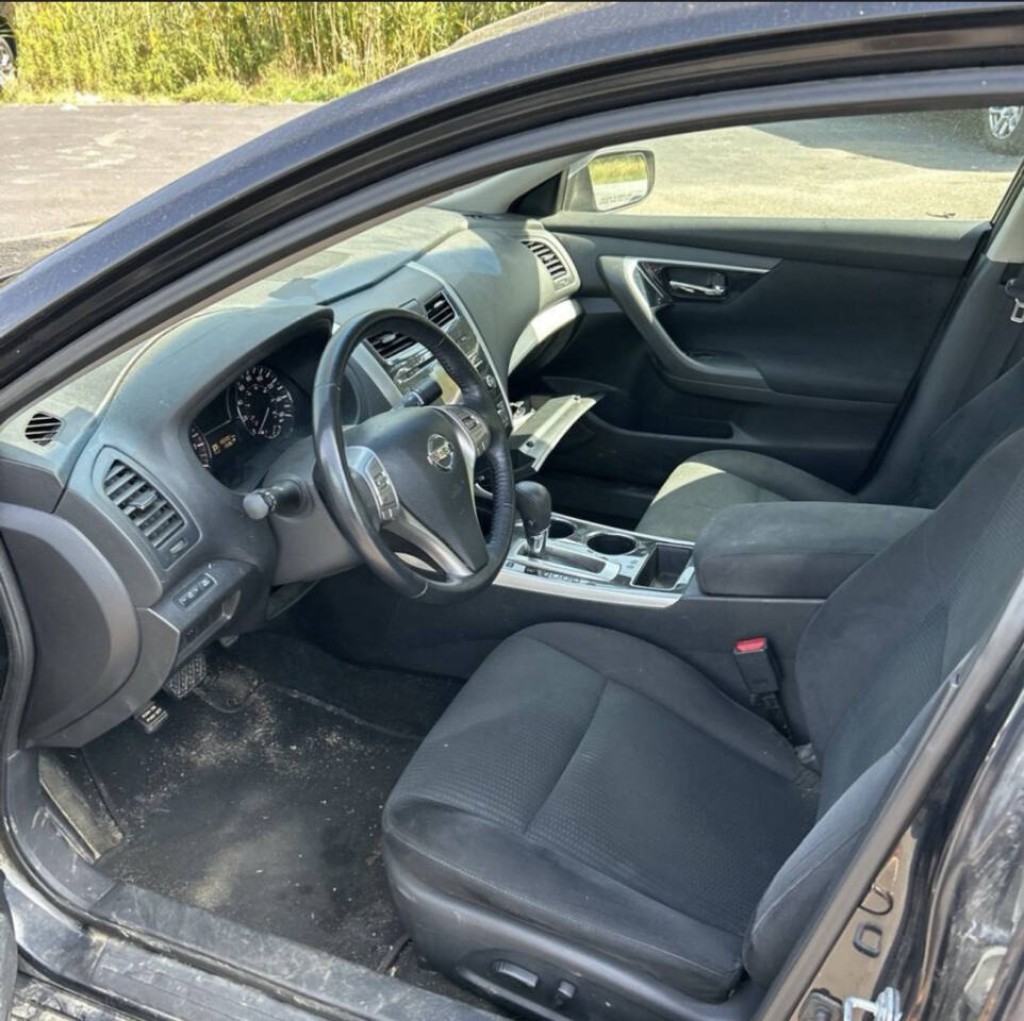 2014 Nissan Altima Image 8
