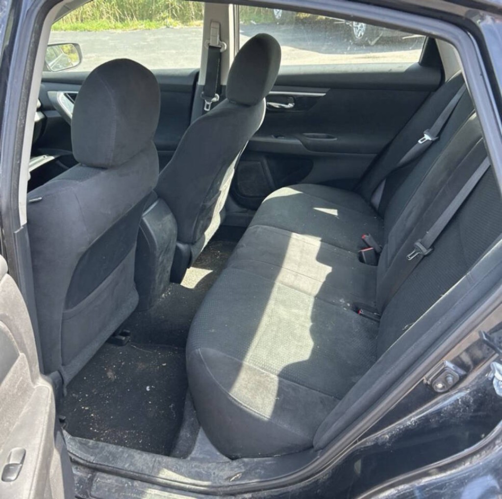 2014 Nissan Altima Image 9