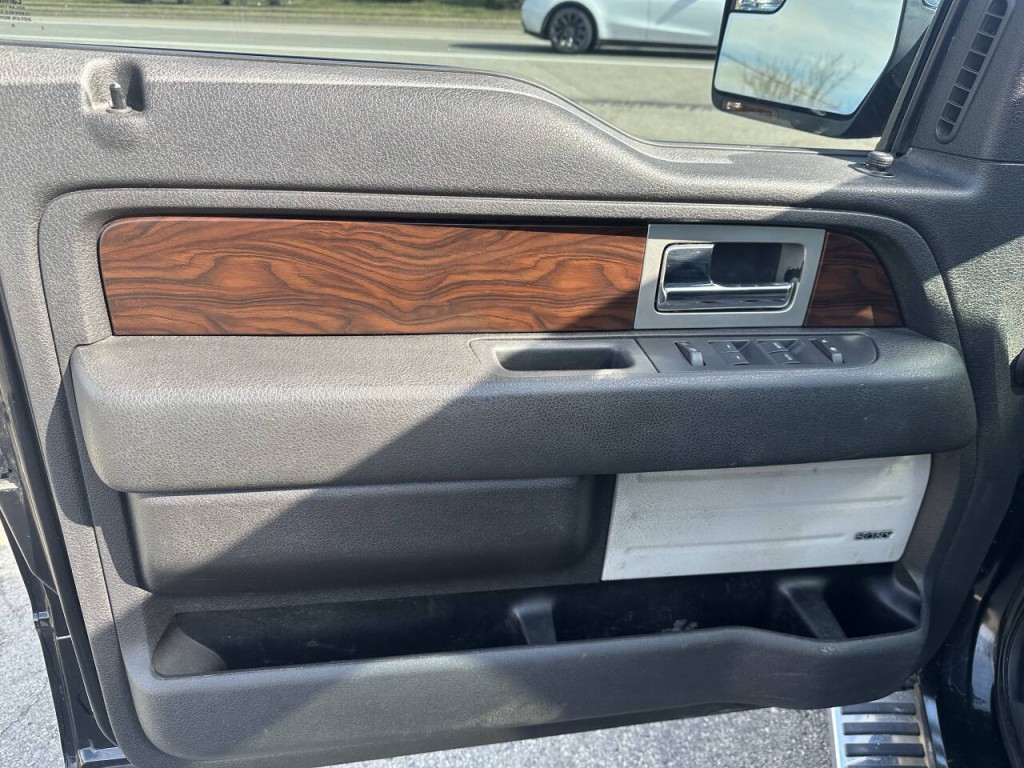 2012 Ford F-150 Image 12