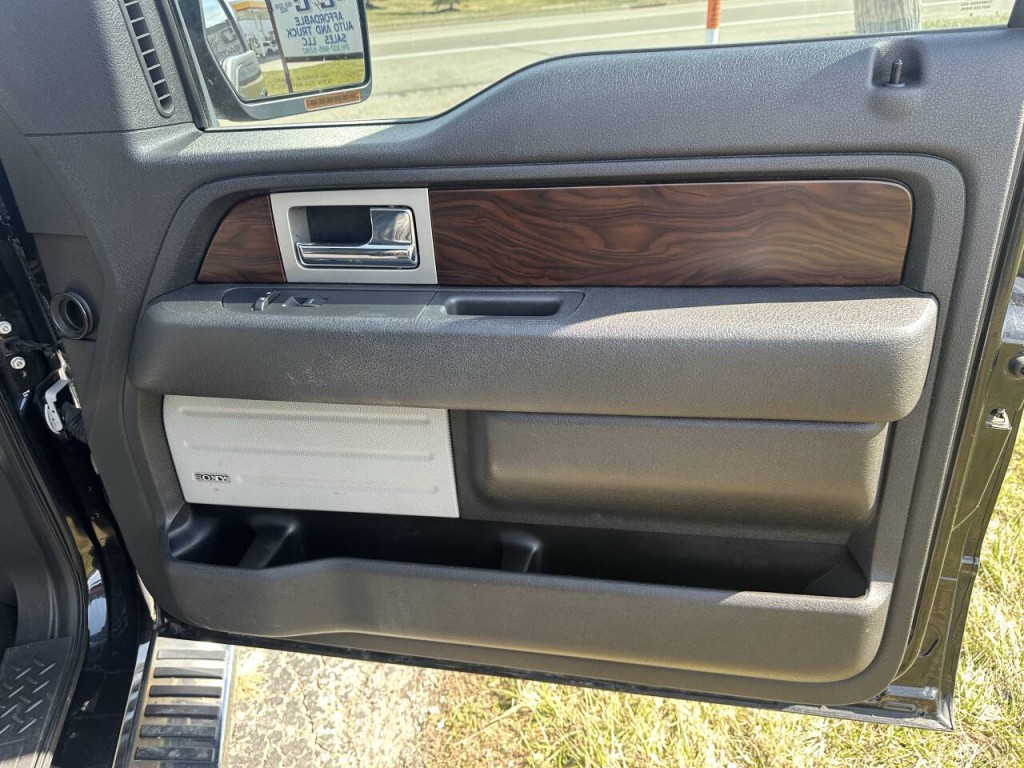 2012 Ford F-150 Image 22