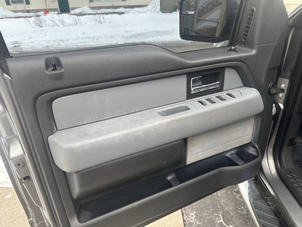 2013 Ford F-150 Image 10