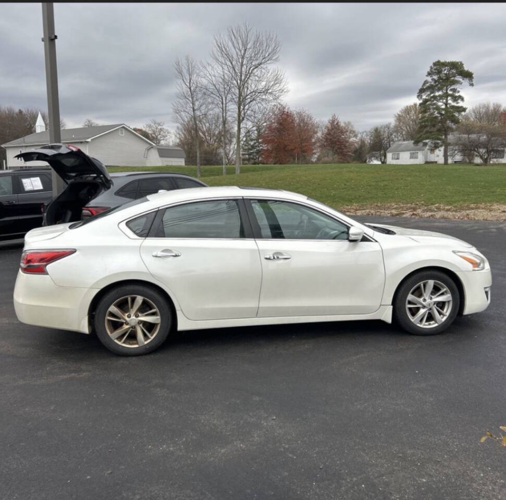 2015 Nissan Altima Image 6