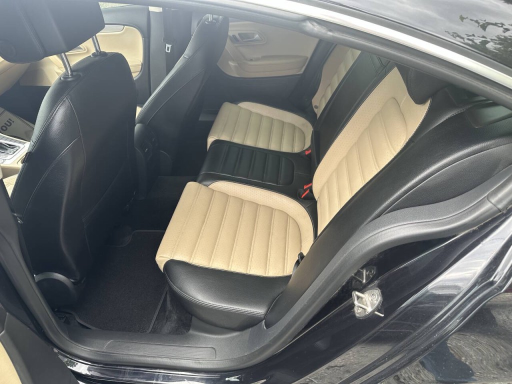 2016 Volkswagen CC Image 9