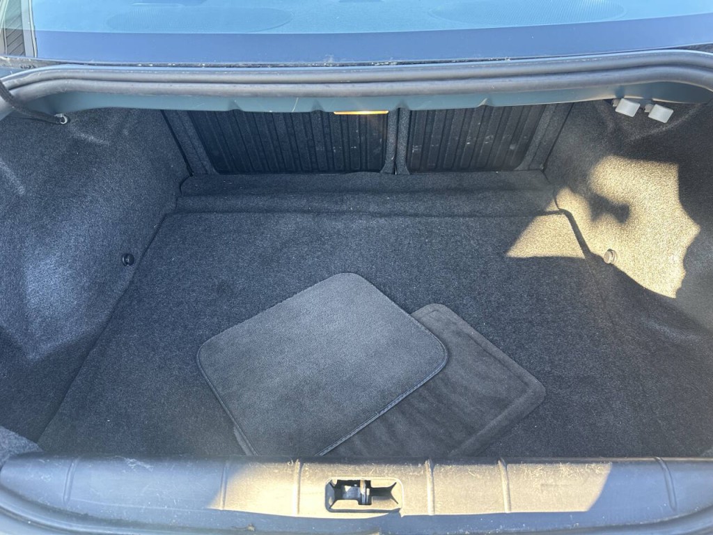 2009 Pontiac G6 Image 20