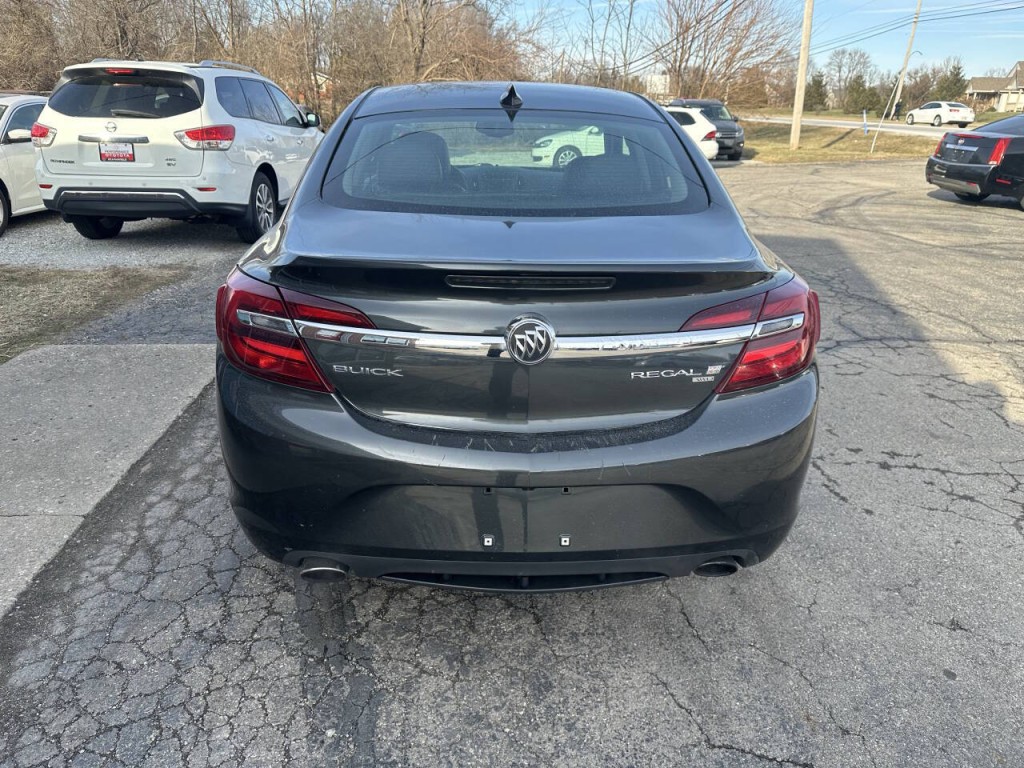 2016 Buick Regal Image 7