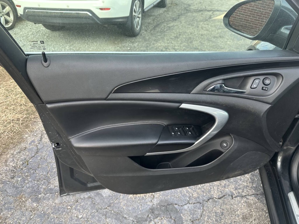 2016 Buick Regal Image 13