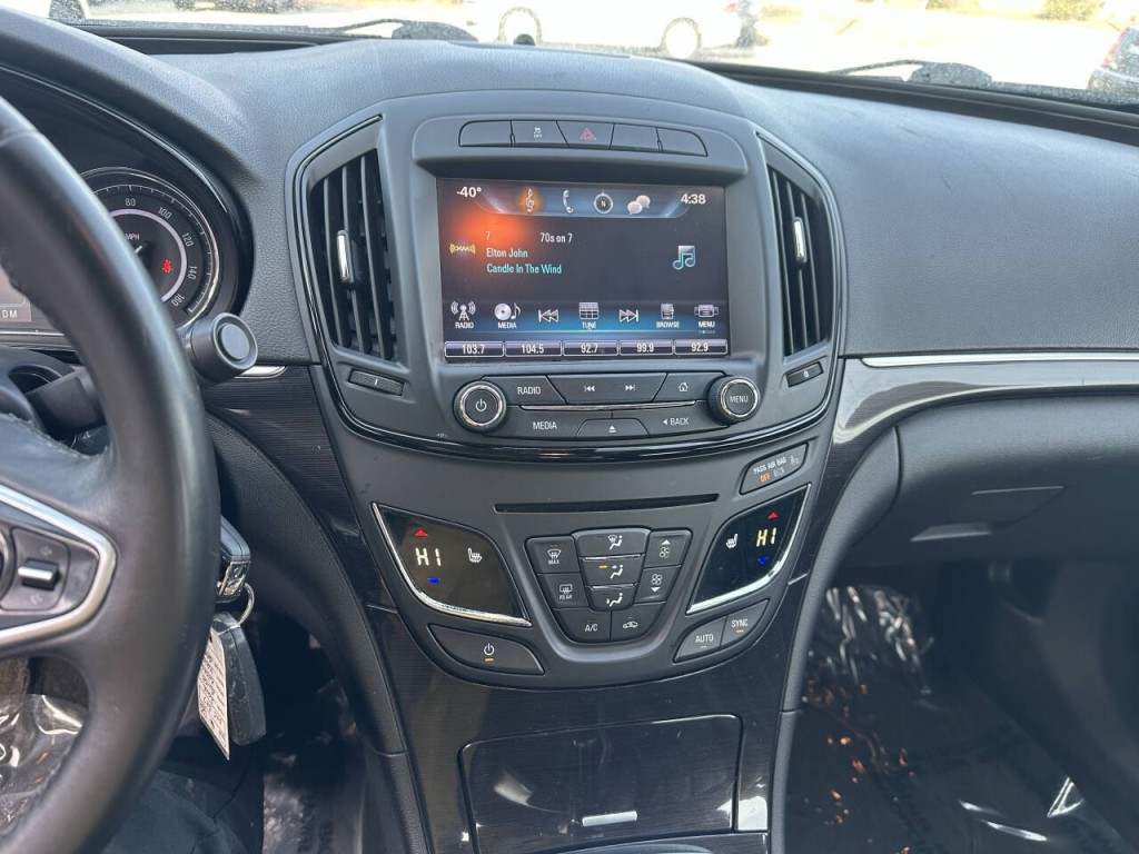 2016 Buick Regal Image 15
