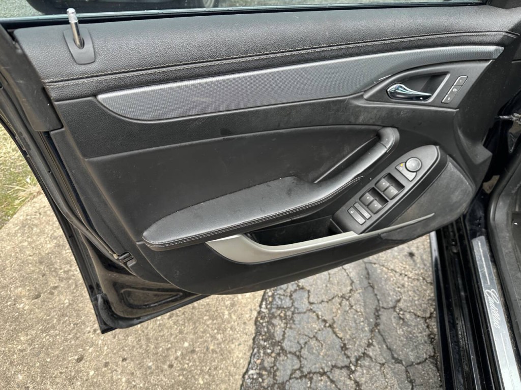 2013 Cadillac CTS Image 12