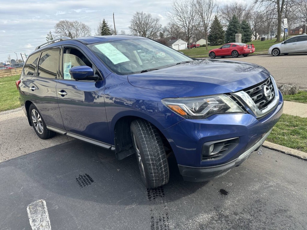 2017 Nissan Pathfinder Image 6