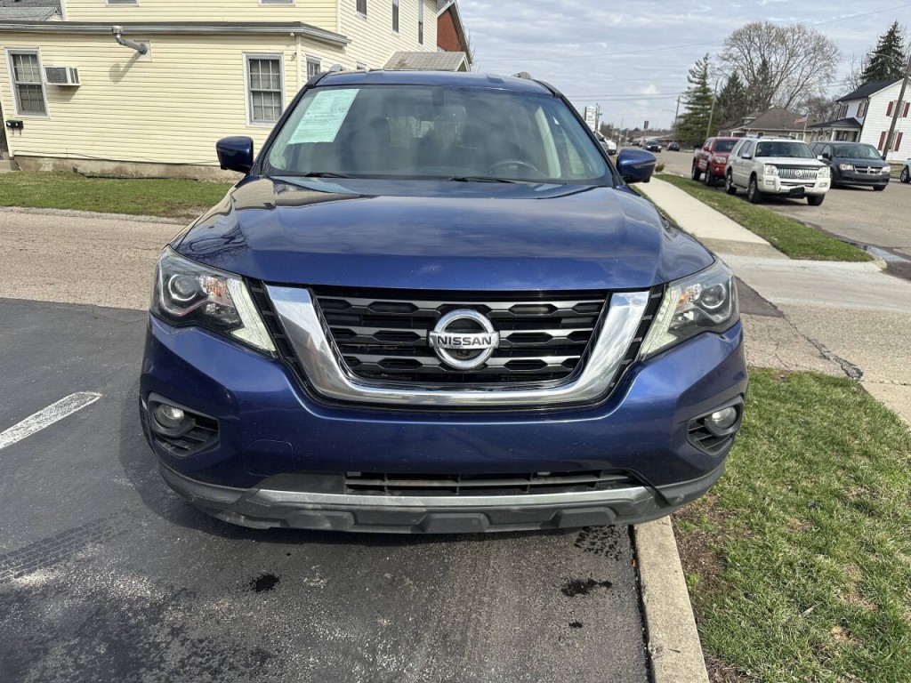 2017 Nissan Pathfinder Image 11