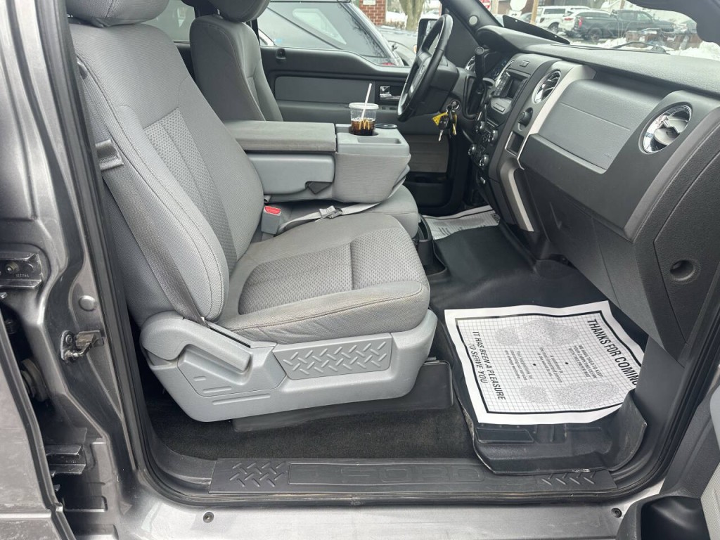2013 Ford F-150 Image 24