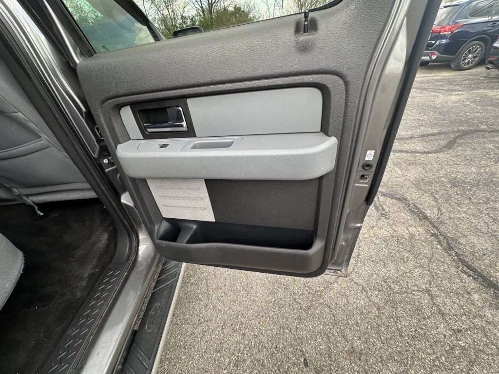 2013 Ford F-150 Image 40