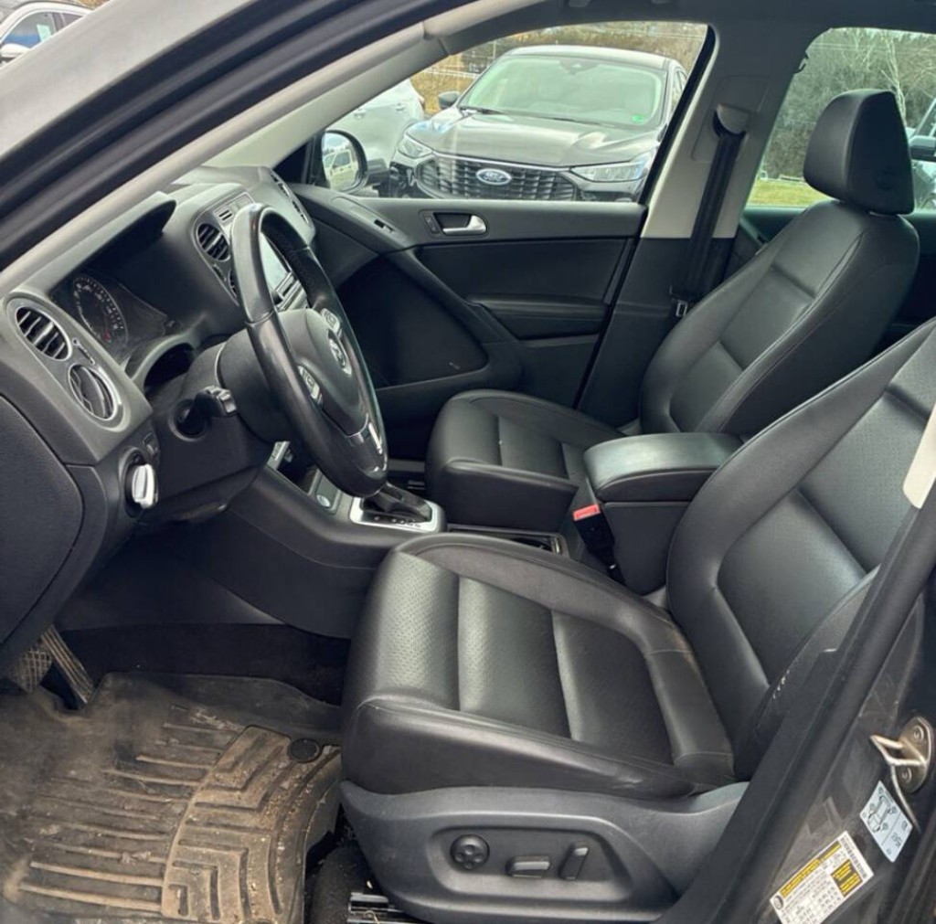 2016 Volkswagen Tiguan Image 2