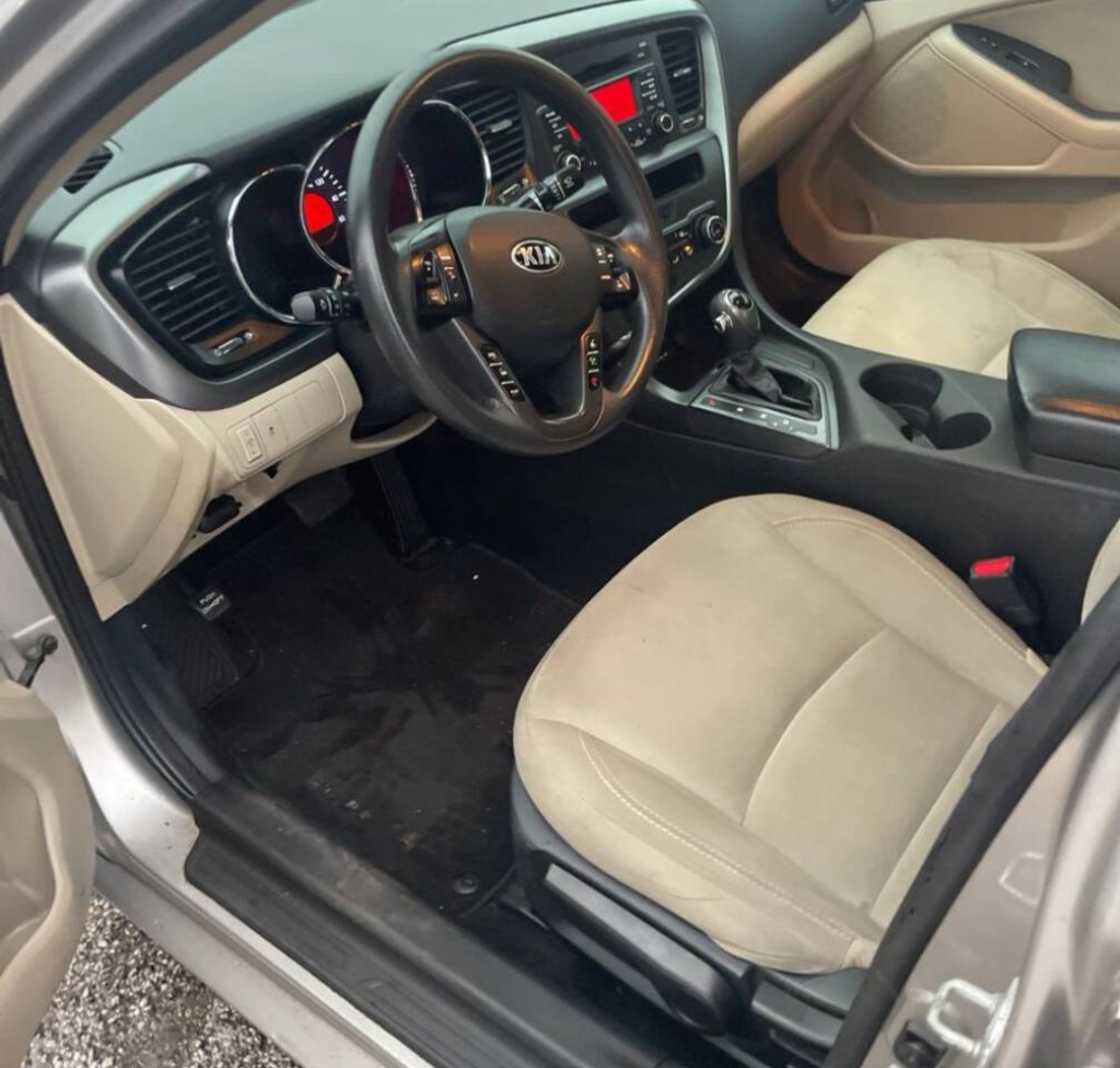 2013 Kia Optima Image 2