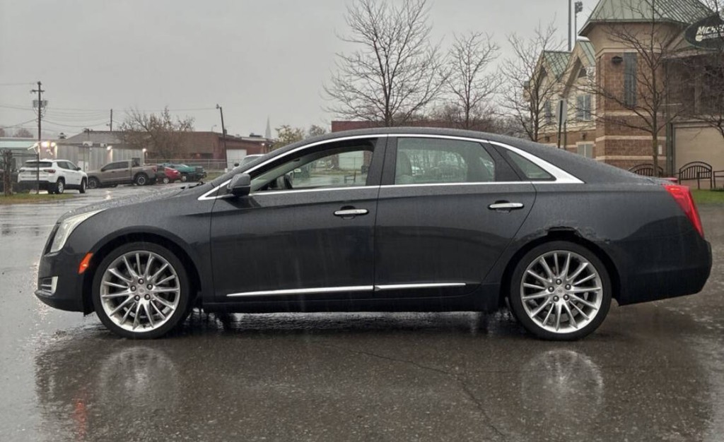 2013 Cadillac XTS Image 4
