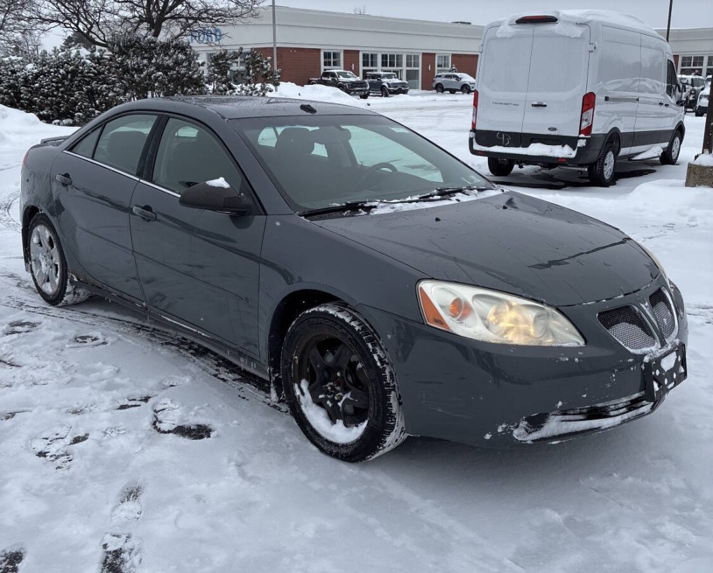 2009 Pontiac G6 Image 8