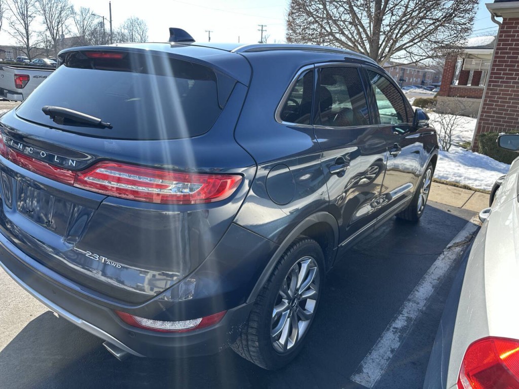 2014 Lincoln MKZ Image 11