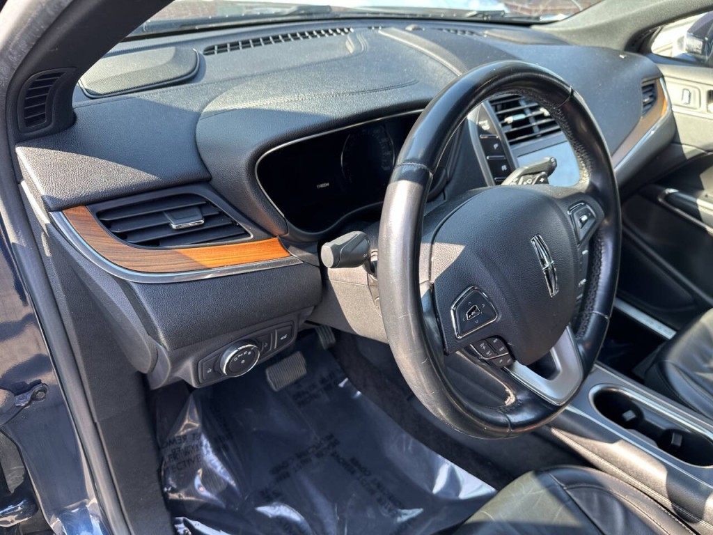 2014 Lincoln MKZ Image 15