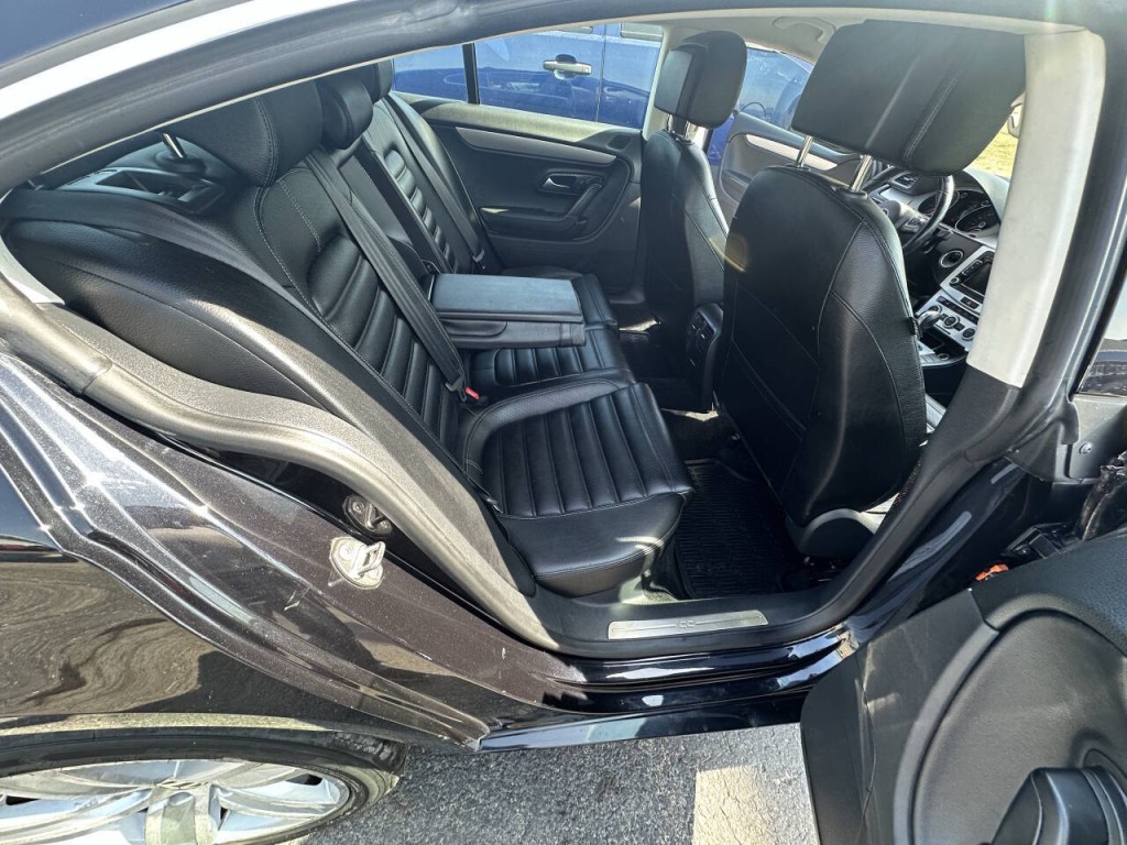 2013 Volkswagen CC Image 18