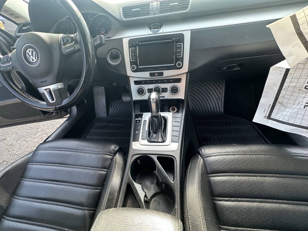 2013 Volkswagen CC Image 21