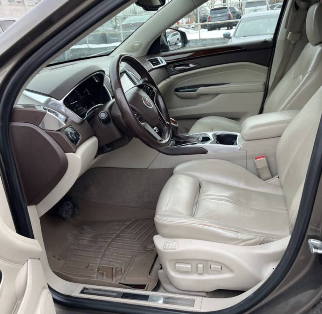 2014 Cadillac SRX Image 11