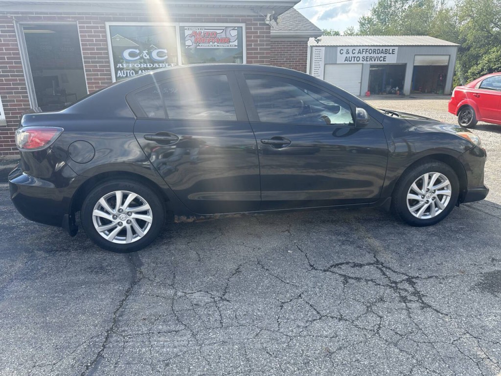 2012 Mazda Mazda3 Image 10