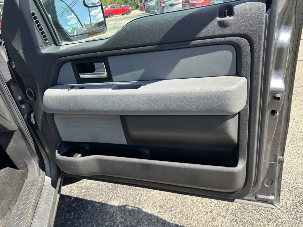 2012 Ford F-150 Image 18