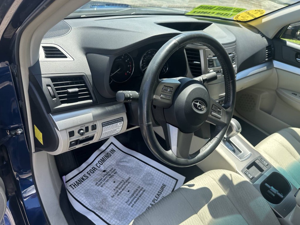 2011 Subaru Legacy Image 23
