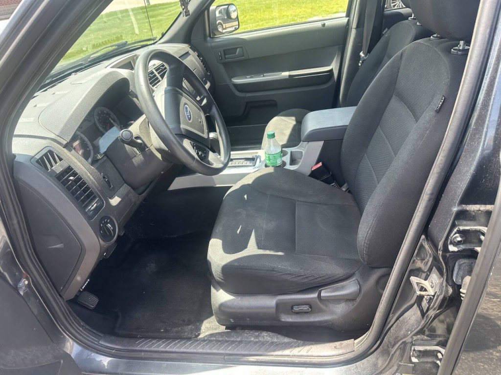 2008 Ford Escape Image 8