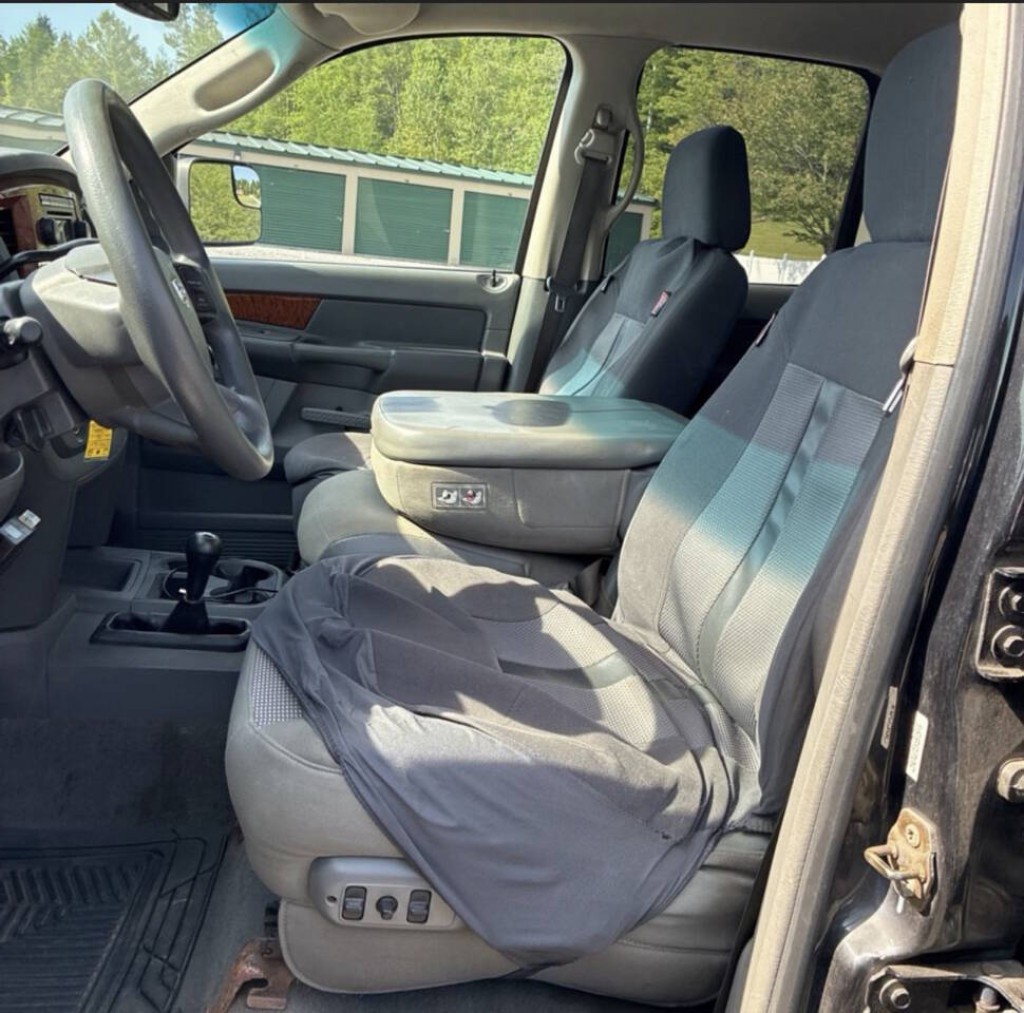 2006 Dodge Ram 2500 Image 2