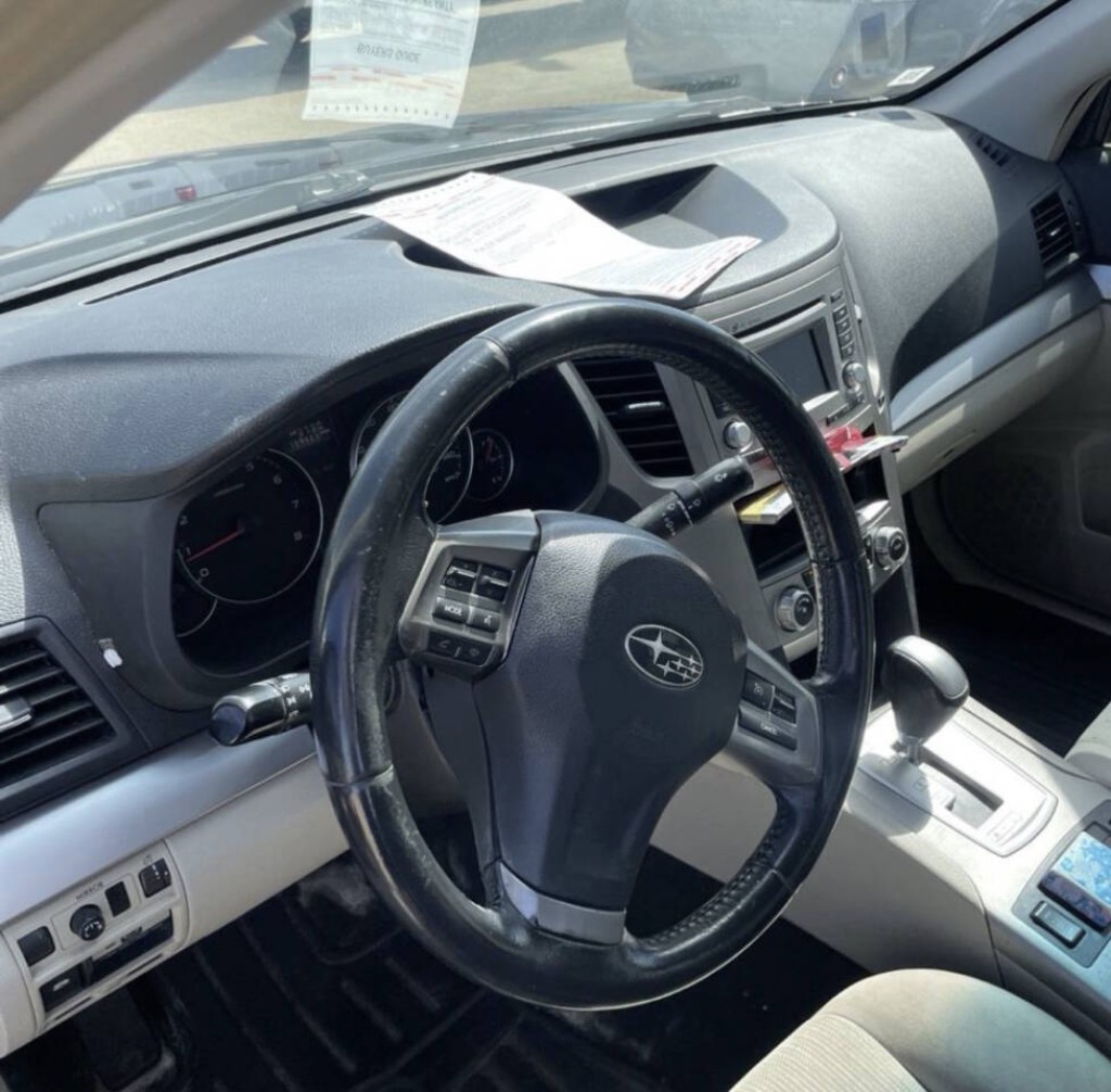 2014 Subaru Legacy Image 6