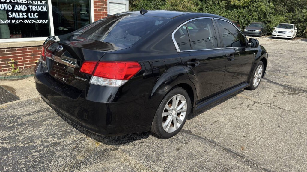 2014 Subaru Legacy Image 5