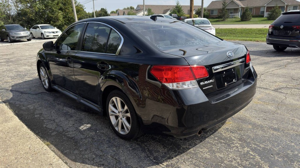 2014 Subaru Legacy Image 7